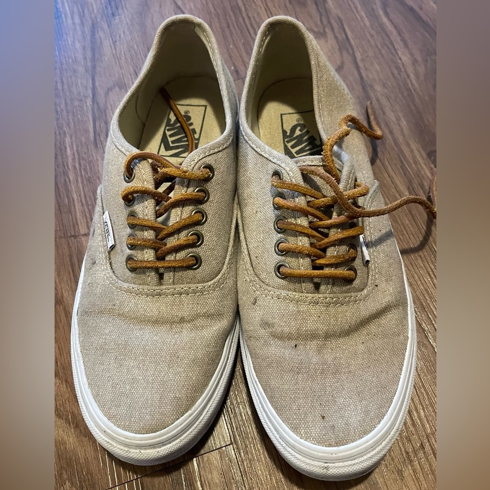 Vans Unisex Beige Canvas Sneakers with Leather Laces